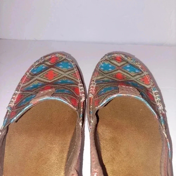 Ariat Cruiser Saddle Tan Suede/Aztec Print Shoe Womens 9.5 B - Picture 6 of 10